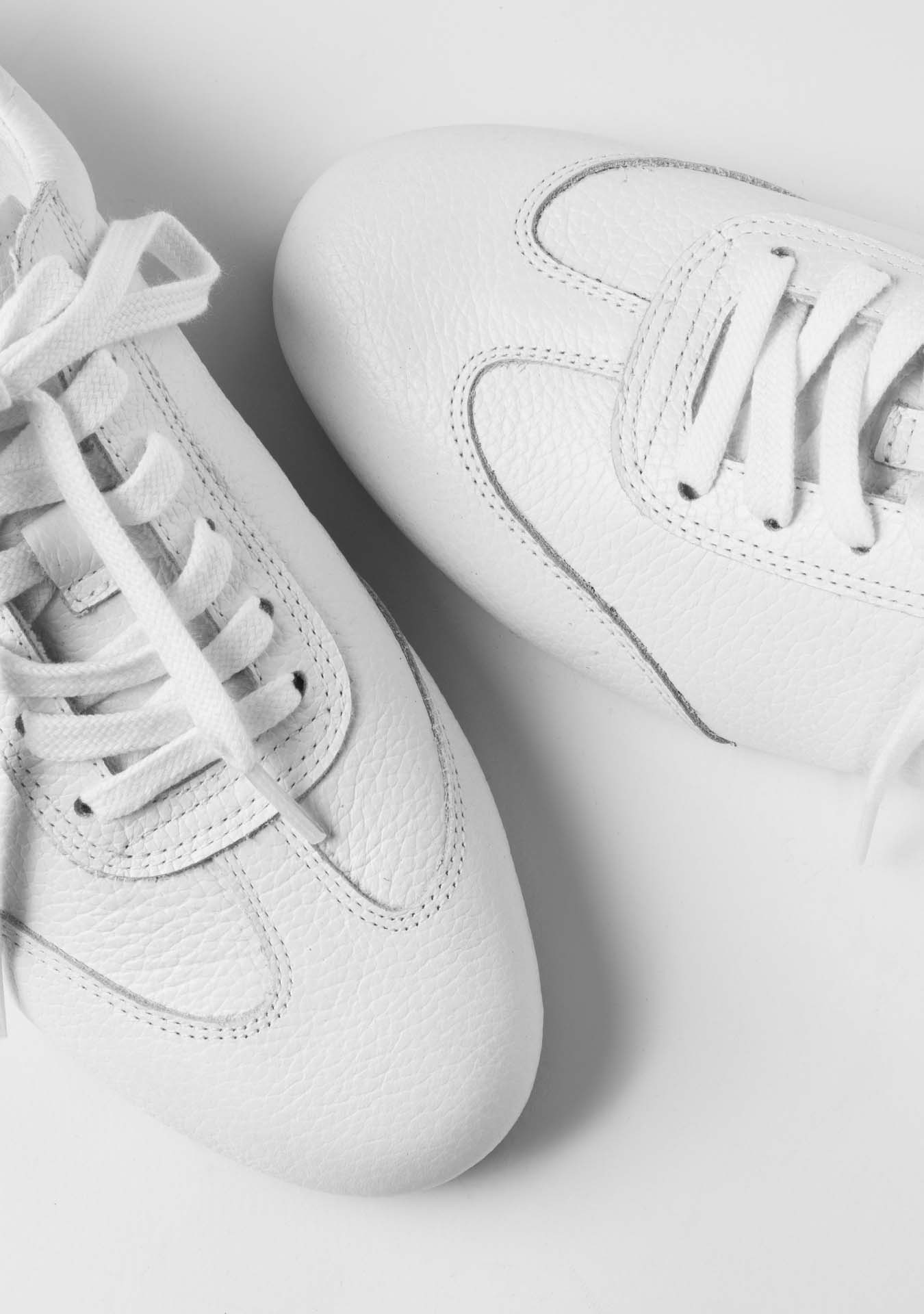 Tenis ROME Cuero