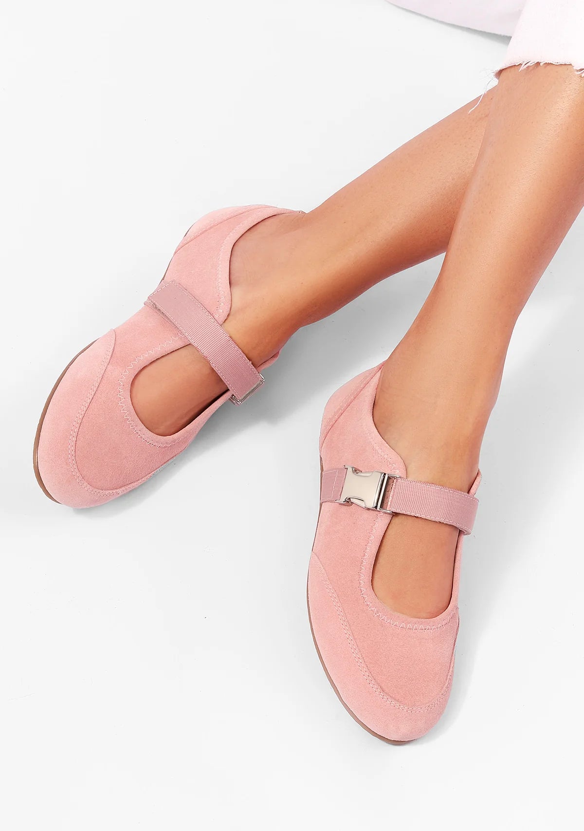 Ballerina Mary-Jane Cuero